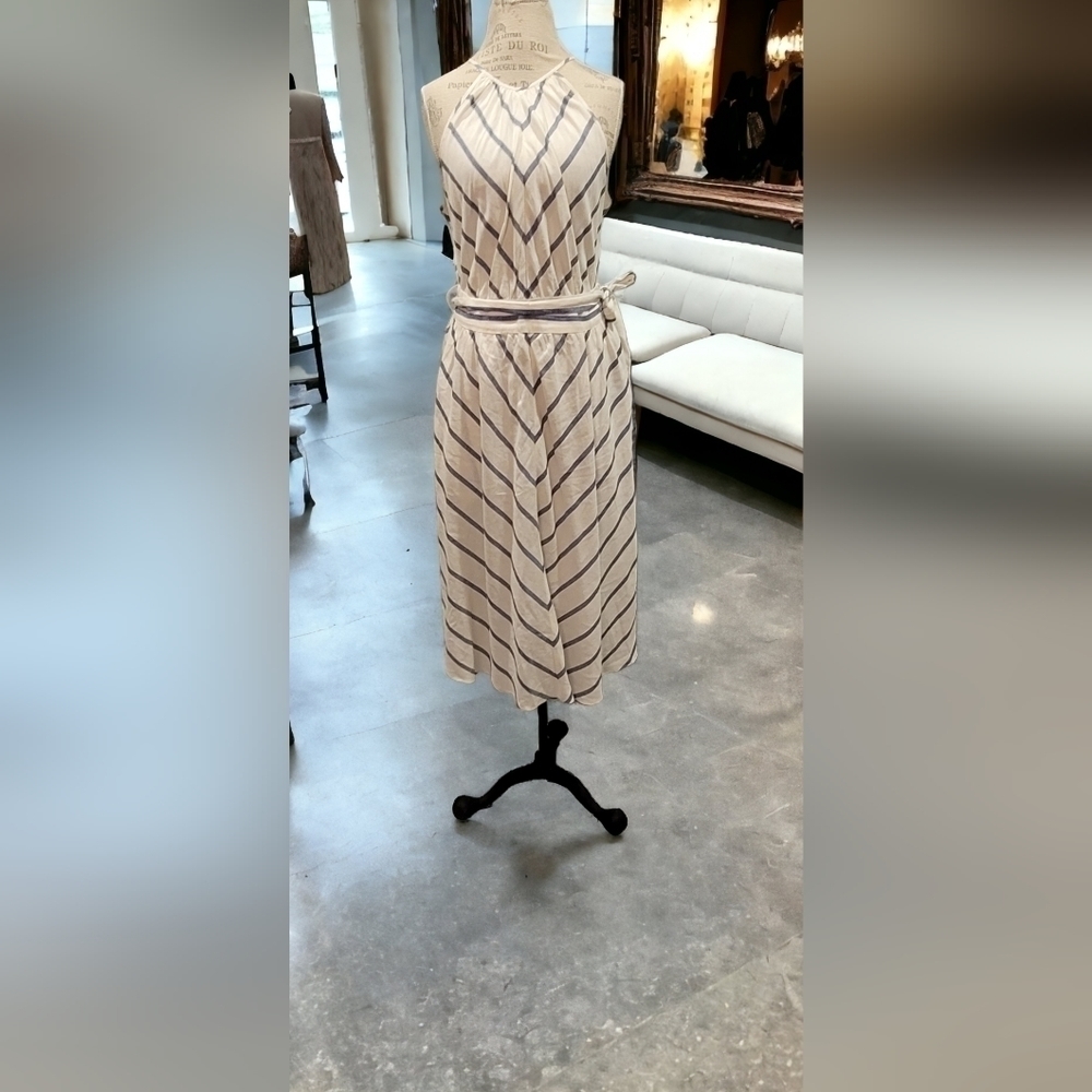 Madison Linen Chevron pattern Sleeveless Dress with Pockets